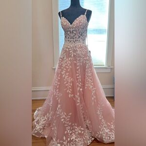 La femme prom dress